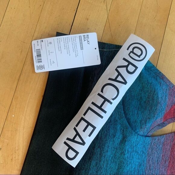 Athleta Relay Bra size small m4 - Picture 5 of 6